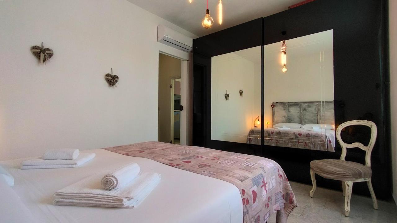 Sweetheart Apartment Бусто-Арсіціо Екстер'єр фото