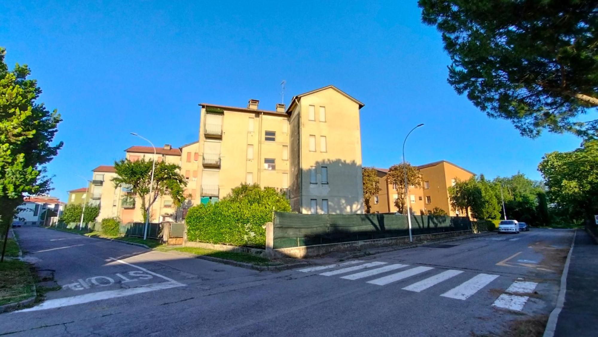 Sweetheart Apartment Бусто-Арсіціо Екстер'єр фото