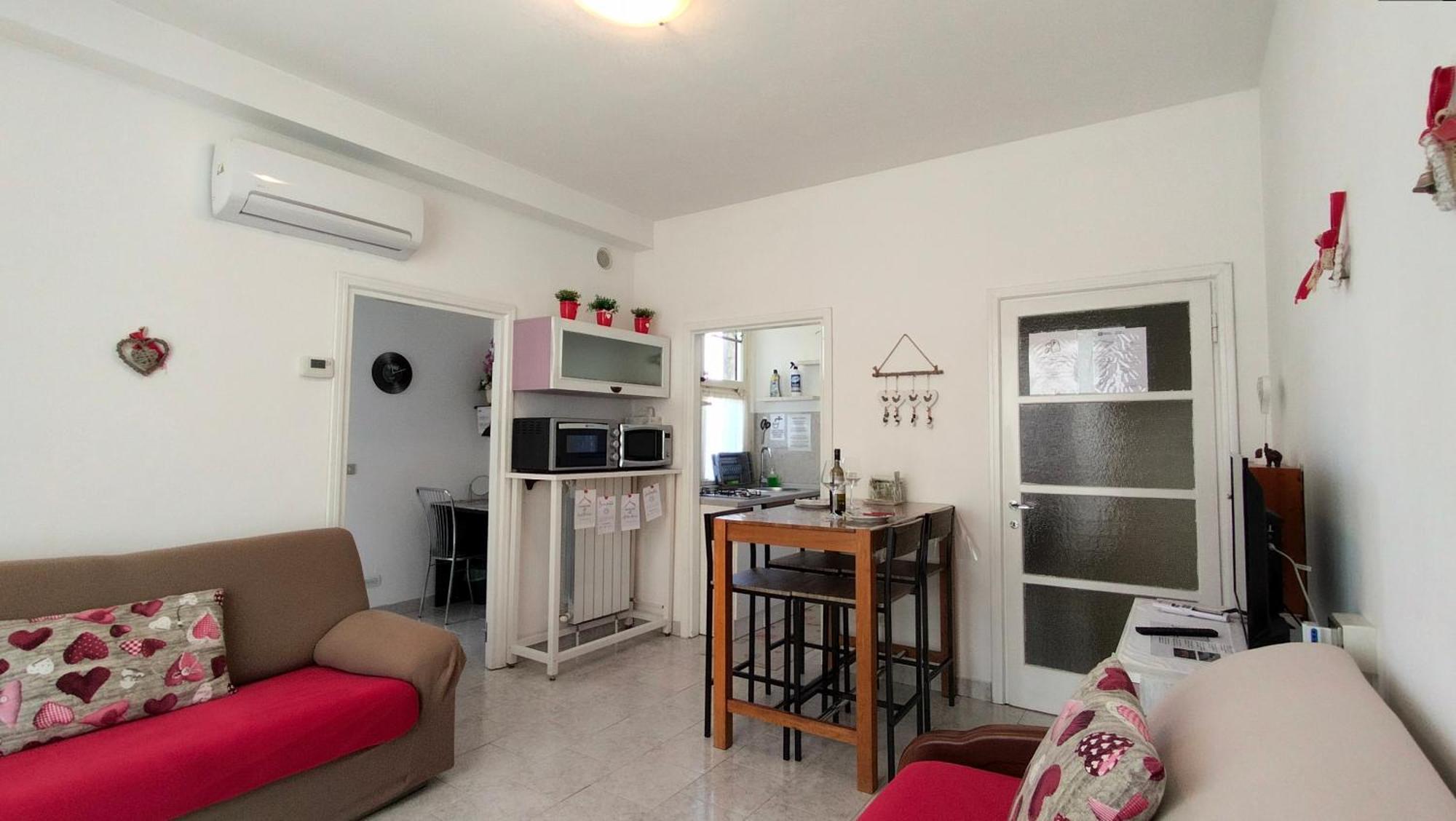 Sweetheart Apartment Бусто-Арсіціо Екстер'єр фото