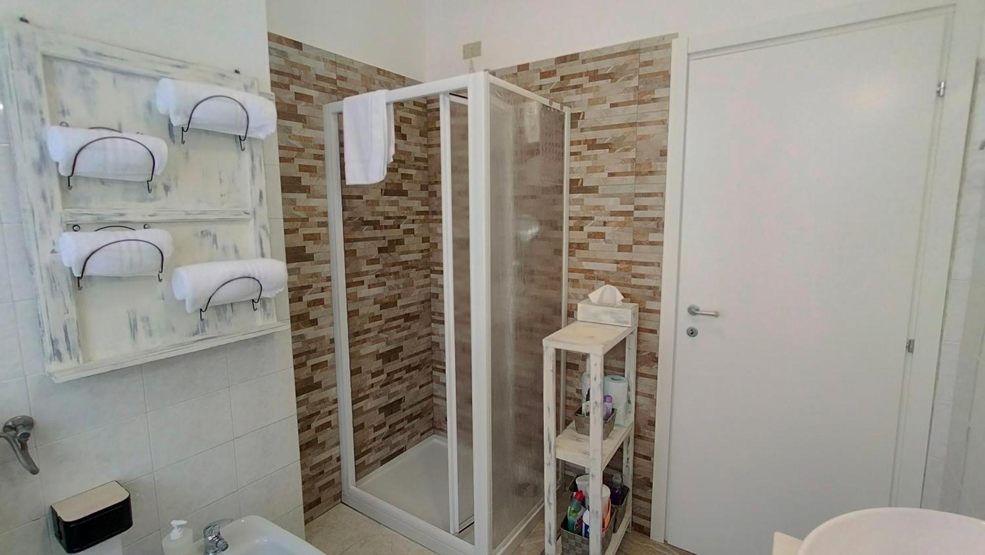 Sweetheart Apartment Бусто-Арсіціо Екстер'єр фото