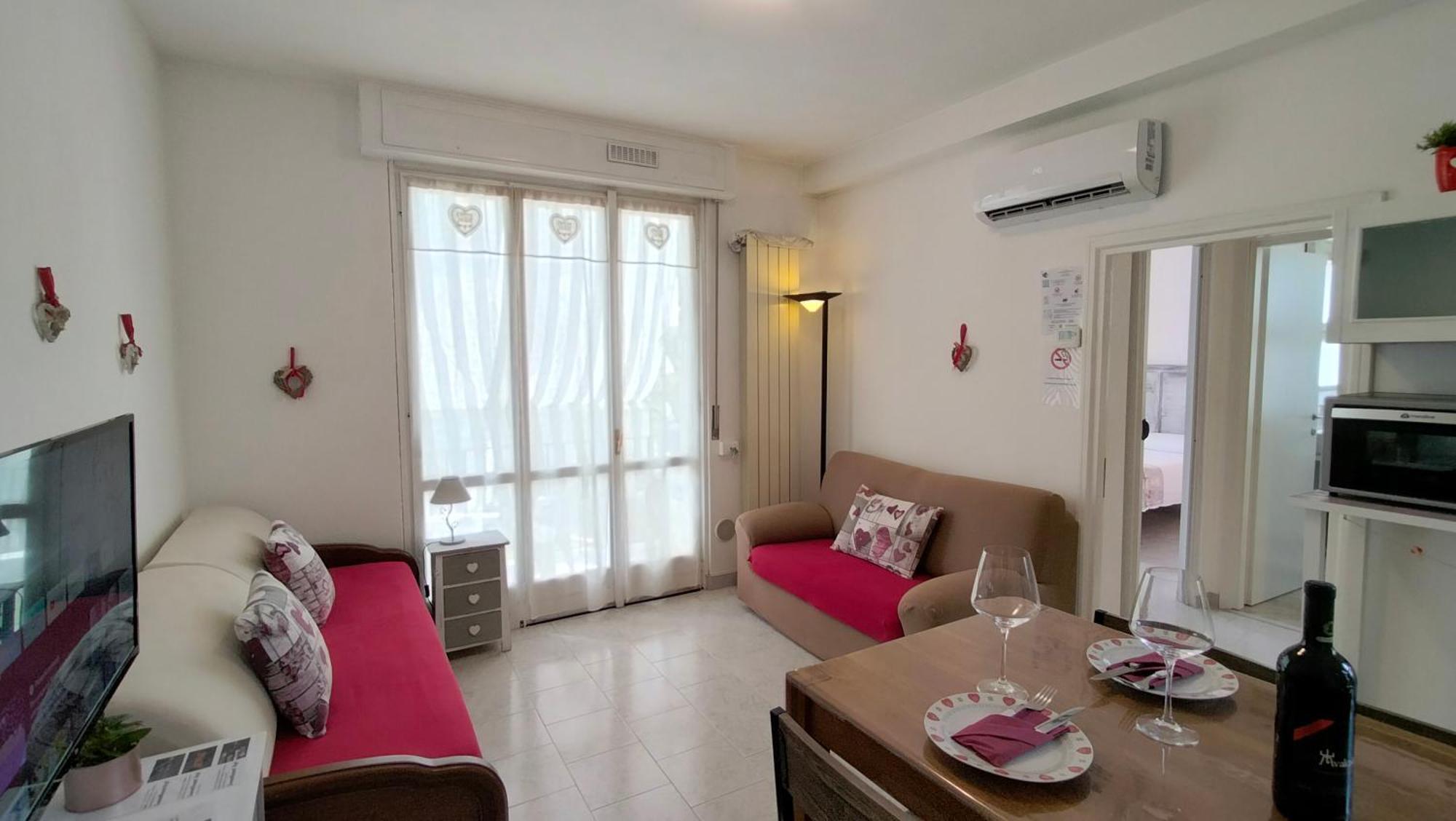 Sweetheart Apartment Бусто-Арсіціо Екстер'єр фото